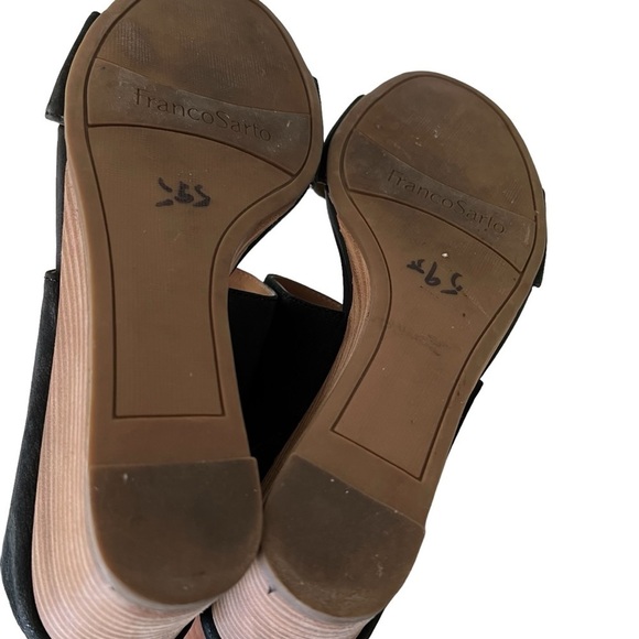 Franco Sarto 8 Black Wedge Leather Sandals - Picture 7 of 8